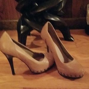 Natural Stilleto pumps
